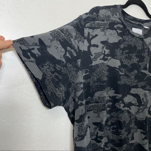Puma X Trapstar Black and Gray Camouflage Logo Tee Revolve XXL - Picture 7 of 13